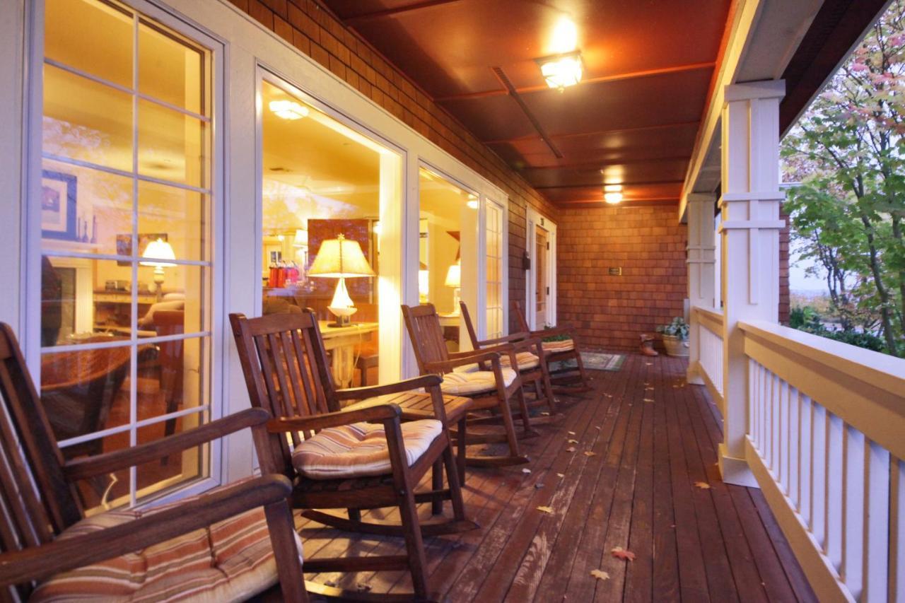 Saratoga Inn Langley Exteriör bild