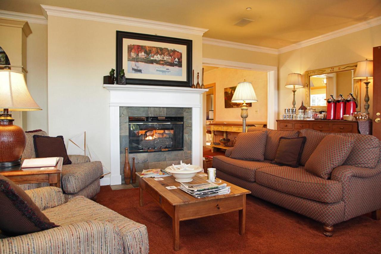 Saratoga Inn Langley Exteriör bild