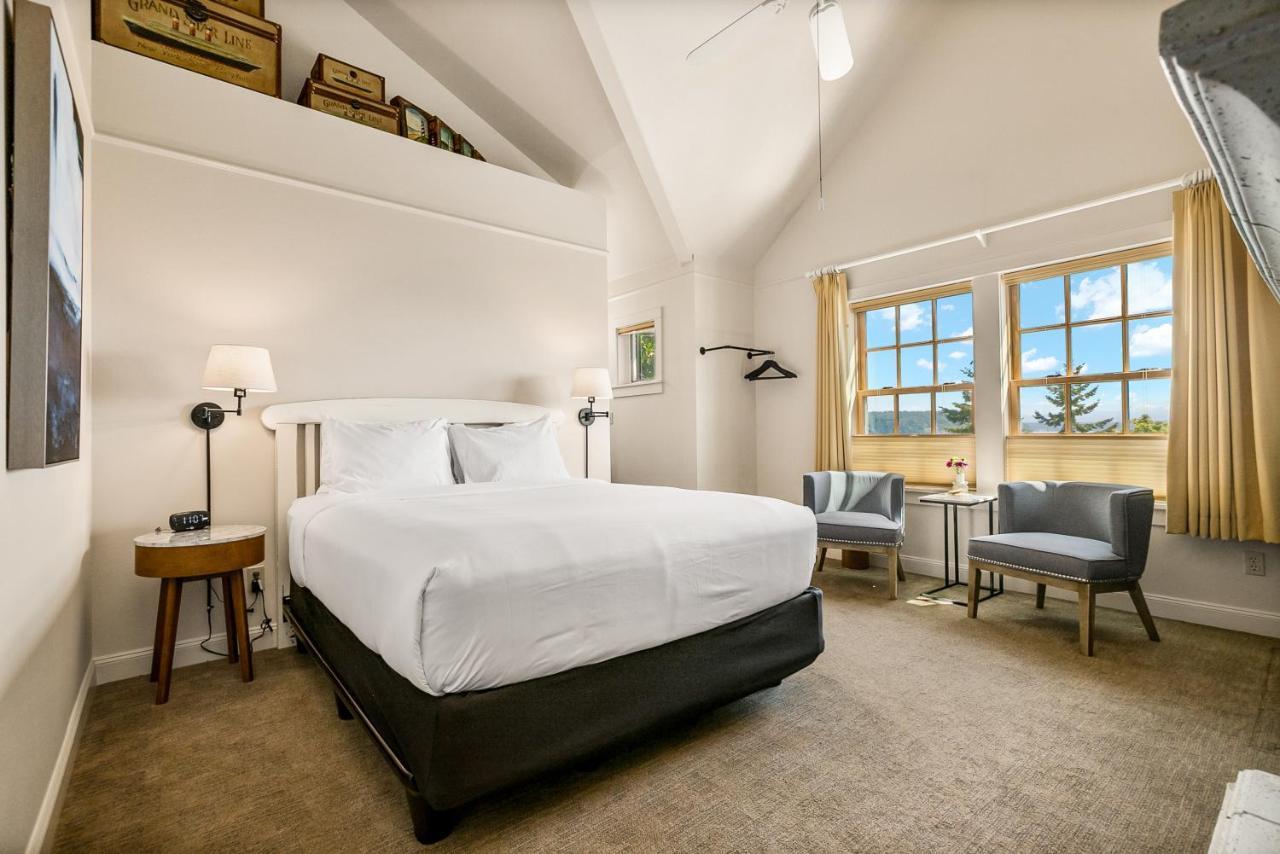 Saratoga Inn Langley Exteriör bild